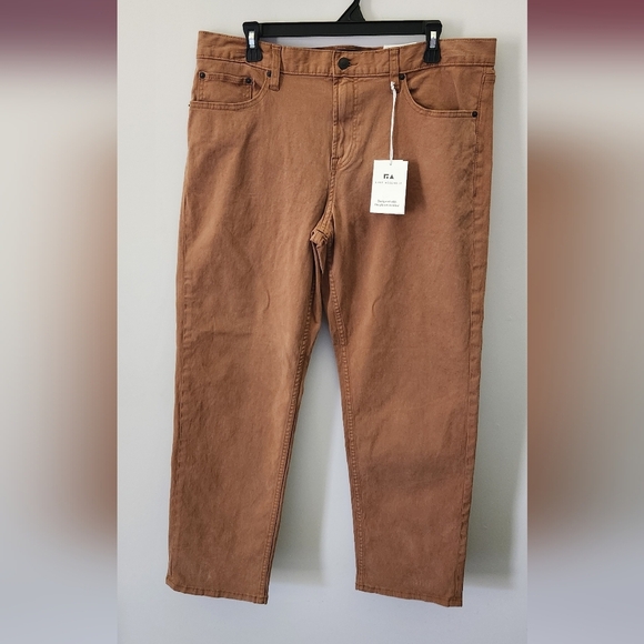 Brown Straight-Leg Jeans Size 36x30 - Picture 1 of 14